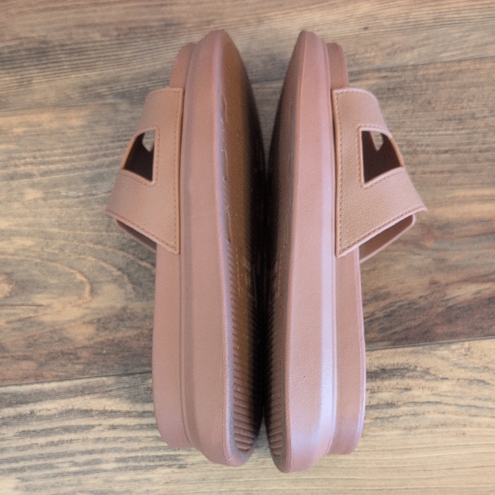 Henley Cutout Open Toe Slide Chestnut Sandals Size 39         T109 - Picture 4 of 7
